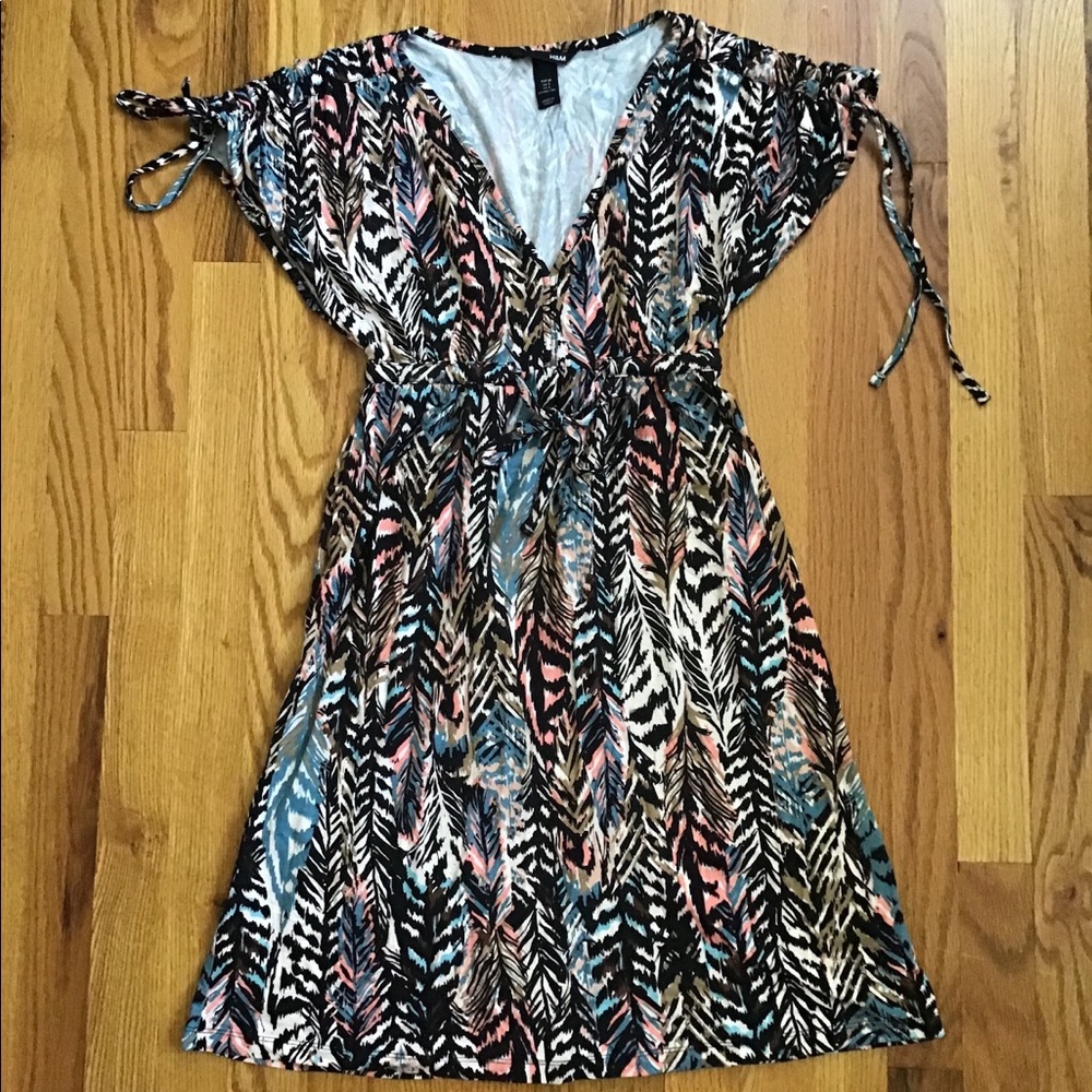 H&M super cute dress